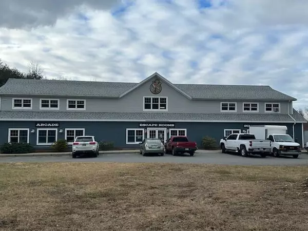 Rockport, ME 04856,461 Commercial ST