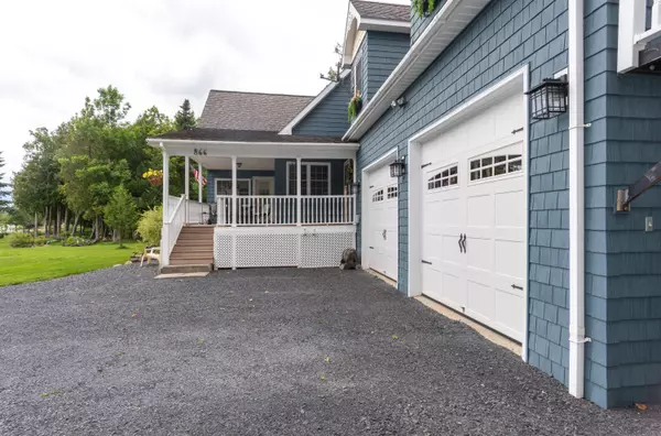 Sinclair, ME 04779,866 Baie Creuse RD