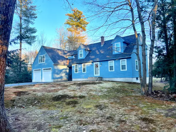 24 Laurel Pines DR, Gorham, ME 04038