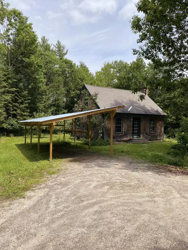 167 Valley RD, Waterford, ME 04088