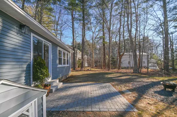 Ogunquit, ME 03907,247 Berwick RD