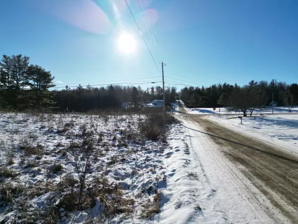 Lee, ME 04455,3 Maxwell RD