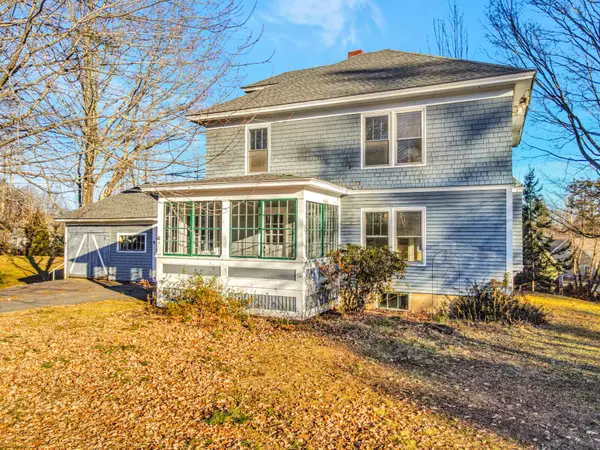 Topsham, ME 04086,7 Perkins ST