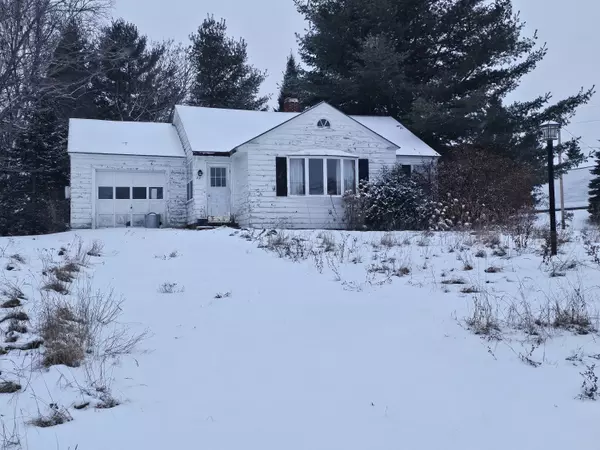 52 Spring ST, Caribou, ME 04736