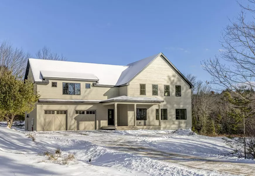 17 Renee RD, Freeport, ME 04032