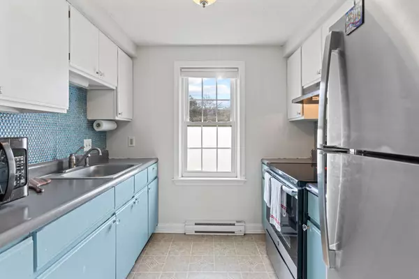 South Portland, ME 04106,139 Broadway #5