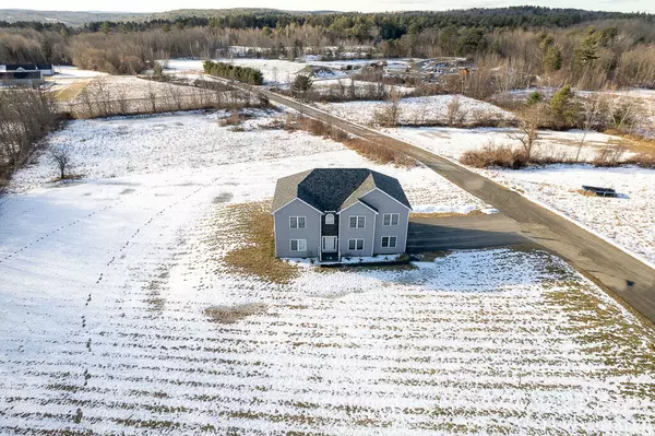 Hallowell, ME 04347,61 Sunrise DR