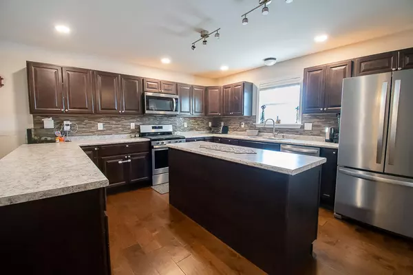 Hallowell, ME 04347,61 Sunrise DR