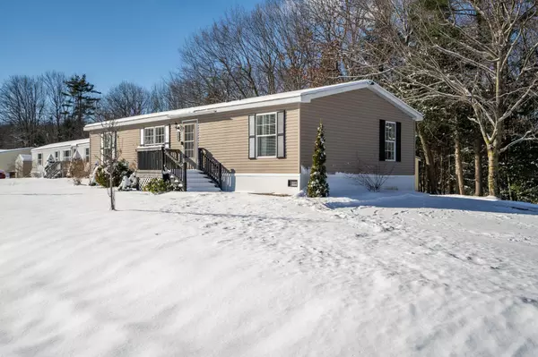 Auburn, ME 04210,107 Joatmon DR