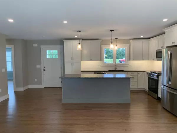 Topsham, ME 04086,11 Halcyon DR