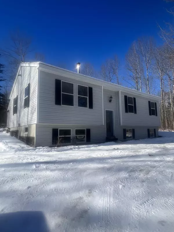 364 Back Winterport RD, Hampden, ME 04444