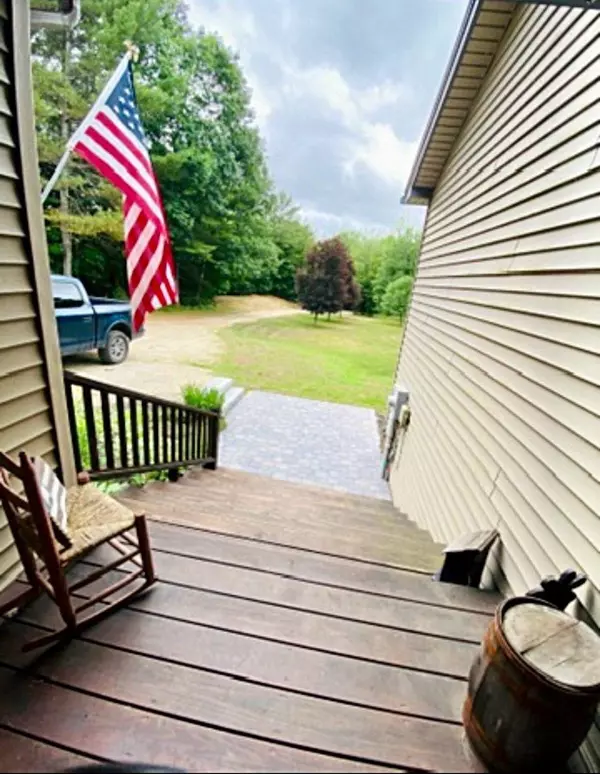 Leeds, ME 04263,24 Woodman LN