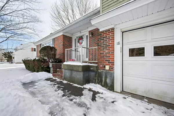 Waterville, ME 04901,18 Eustis Pkwy