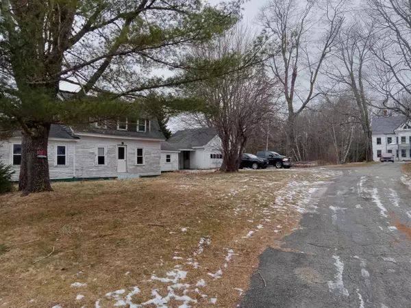 7 Washington ST, Milbridge, ME 04658