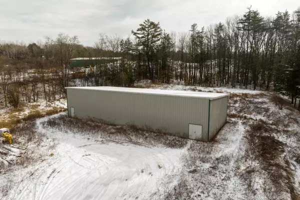 16 Arc RD, Eliot, ME 03903