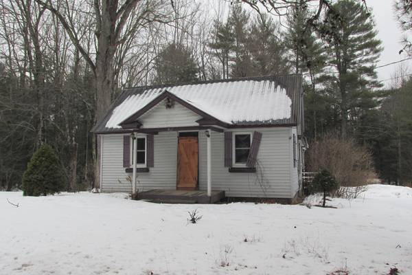 587 Meadow RD, Casco, ME 04015