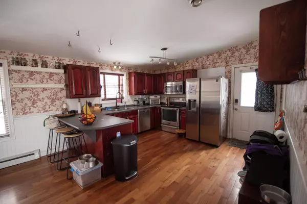 Leeds, ME 04263,5 Fairview DR