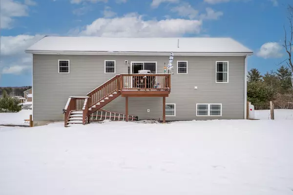 Sidney, ME 04330,33 Heritage DR