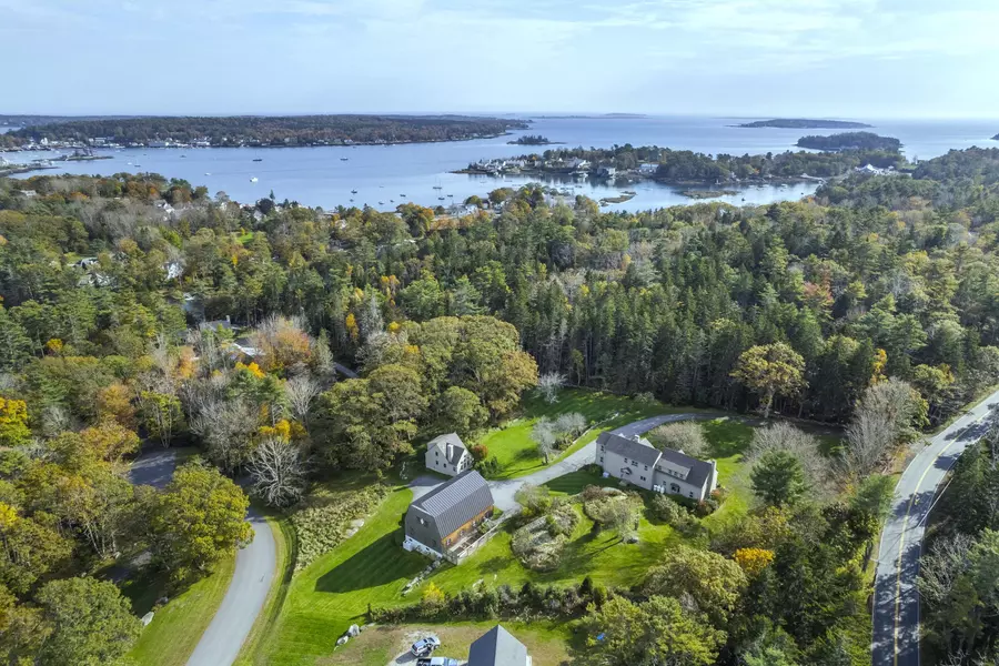 378 Lakeside DR, Boothbay Harbor, ME 04538