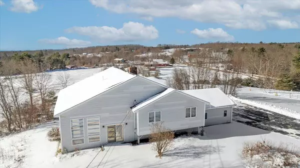 Hallowell, ME 04347,5 Benjamin DR