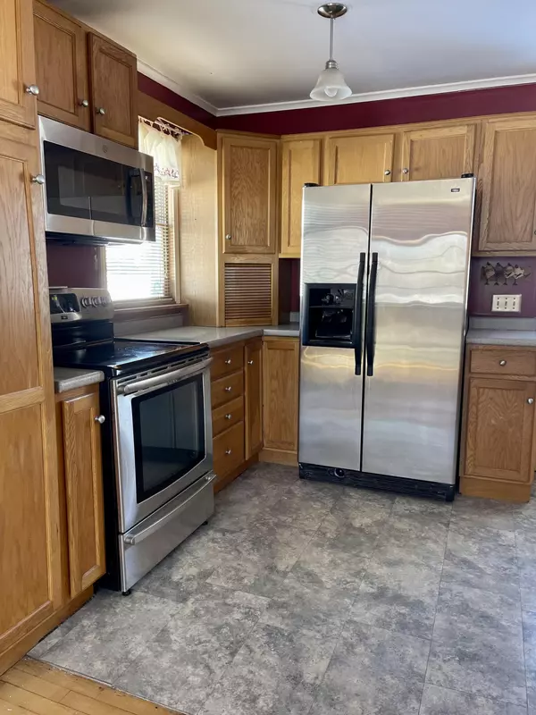 Millinocket, ME 04462,125 Massachusetts AVE