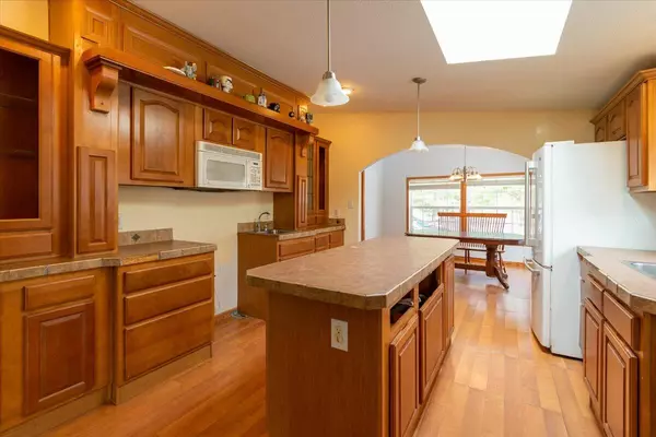 Thomaston, ME 04861,11 Porcupine RDG