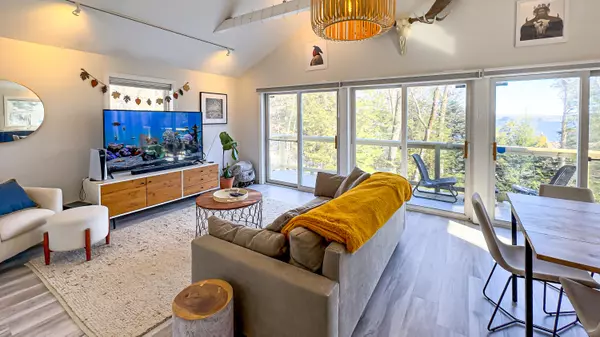 Raymond, ME 04071,110 Wild Acres RD