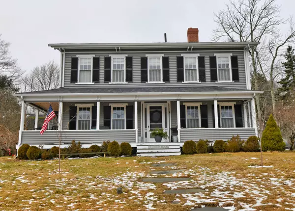 83 Summit RD, Mount Desert, ME 04660