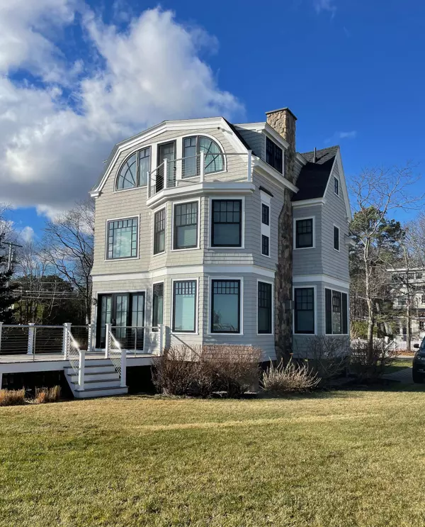 663 Kings HWY, Kennebunkport, ME 04046