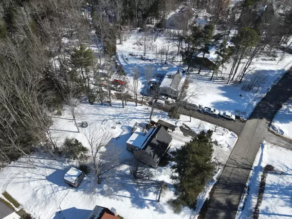 Hampden, ME 04444,28 Ruth AVE