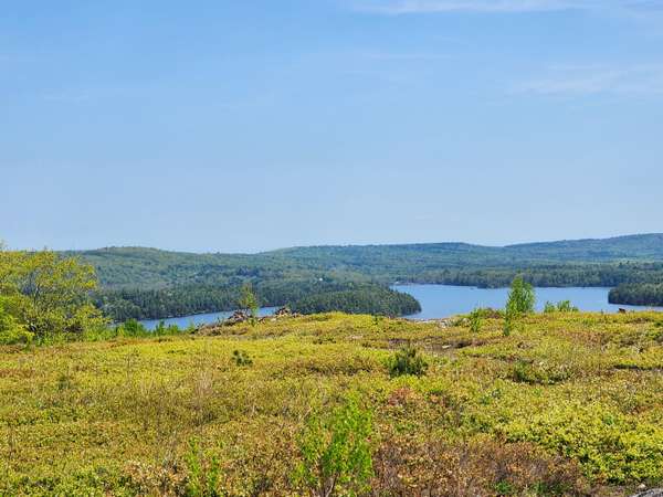 2 Whispering Berries Hill, Liberty, ME 04949