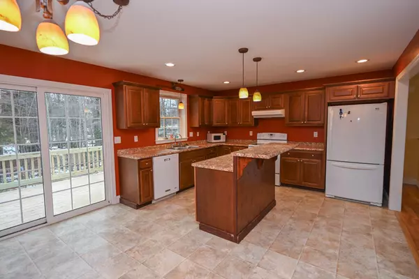 Milford, ME 04461,34 Morin LN