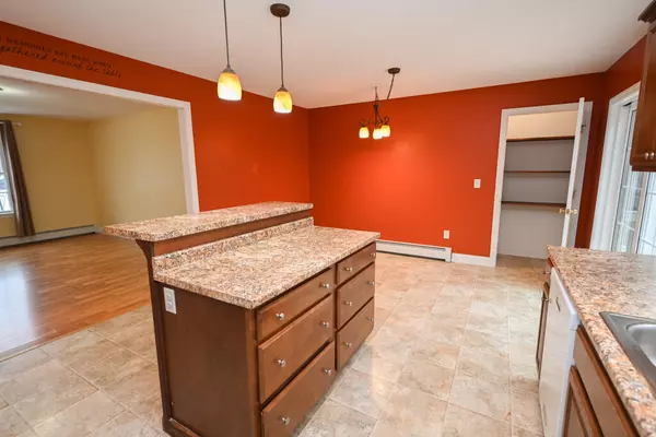 Milford, ME 04461,34 Morin LN