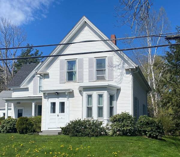 11 Union ST, Camden, ME 04843