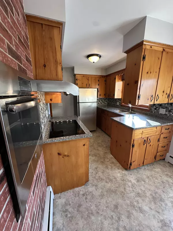 Waterville, ME 04901,3 Mae TER