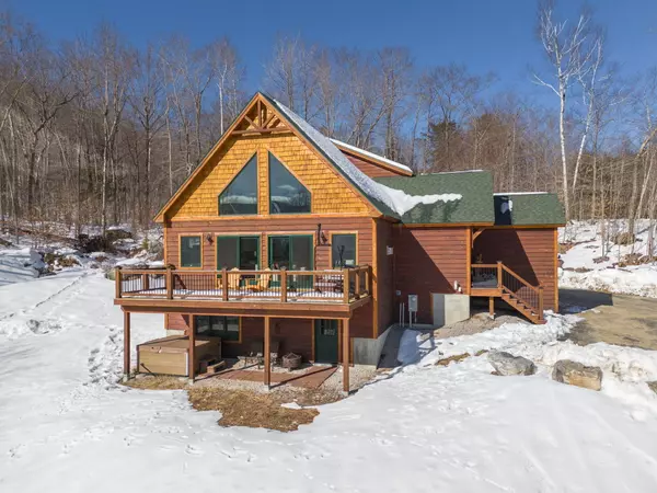 142 Douglass RD, Newry, ME 04261