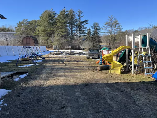 Yarmouth, ME 04096,300 North RD