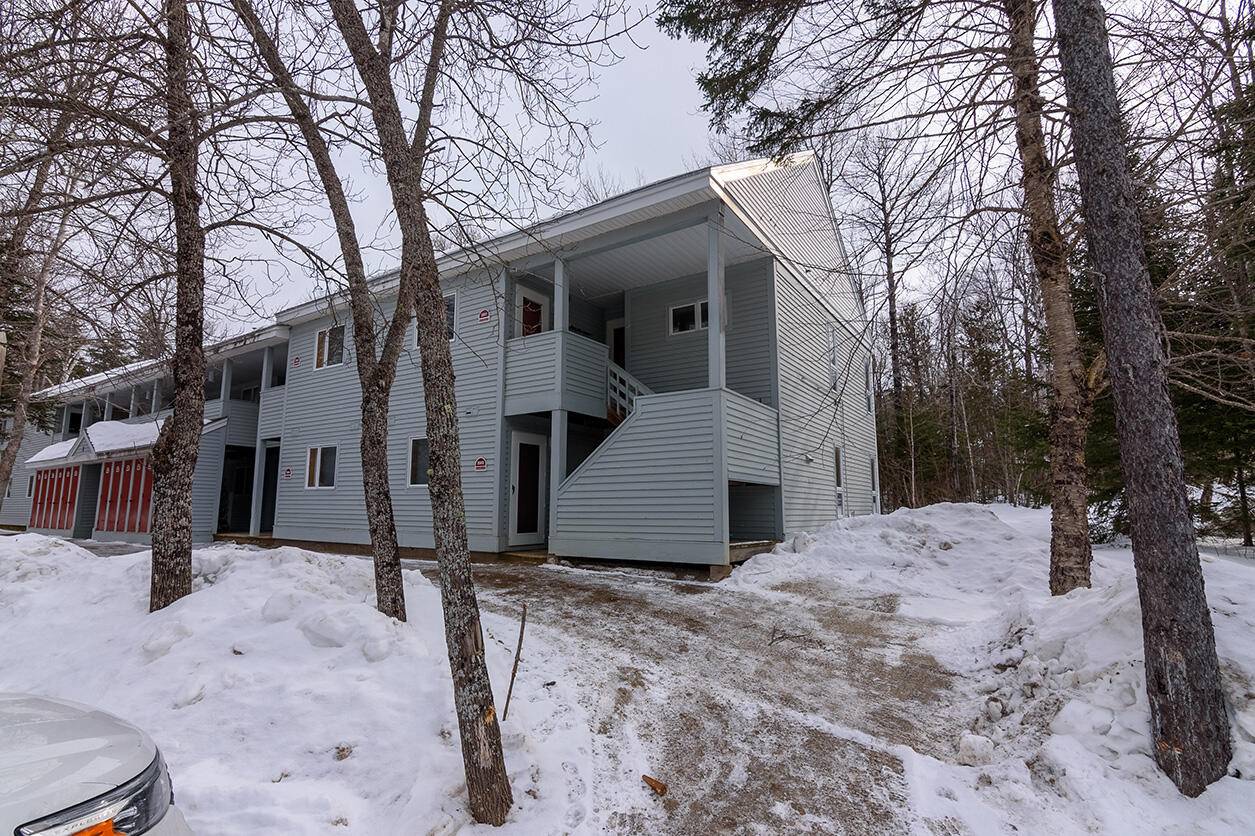 2511 Beaver Brook LN #60, Carrabassett Valley, ME 04947