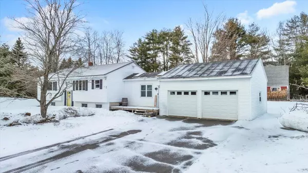 Leeds, ME 04263,385 Line RD