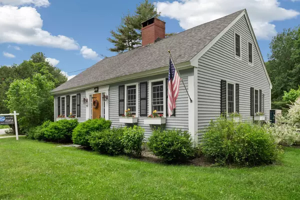 Kennebunk, ME 04043,390 Cole RD