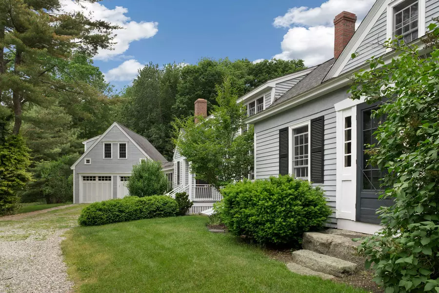 390 Cole RD, Kennebunk, ME 04043