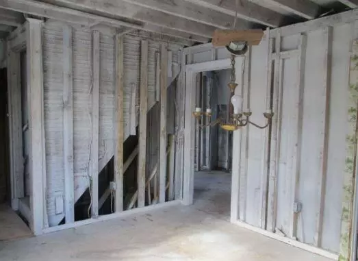 Hudson, ME 04449,242 Darling RD