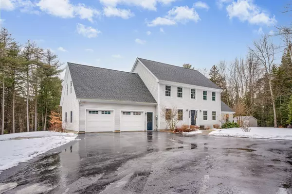 North Yarmouth, ME 04097,17 Abbey LN