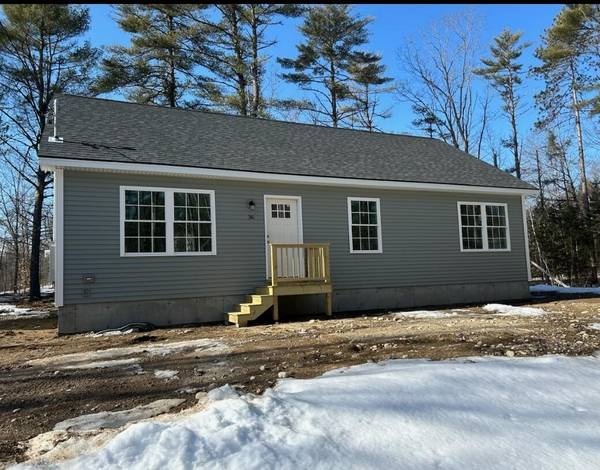 36 Deer Crossing RD, Limerick, ME 04048