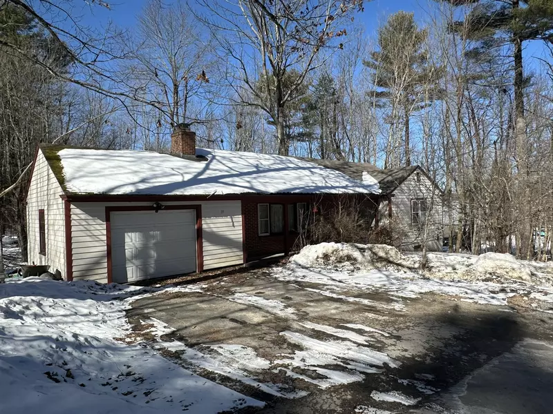 39 Leach Hill RD, Casco, ME 04015