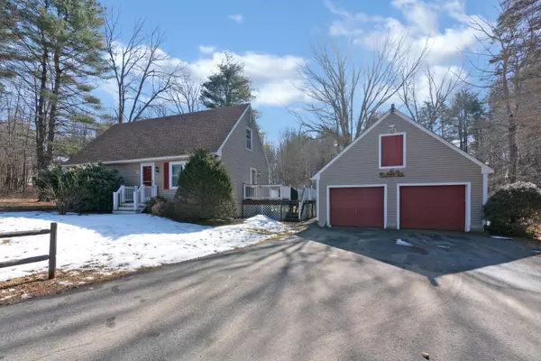 North Berwick, ME 03906,17 Cabbage Hill LN