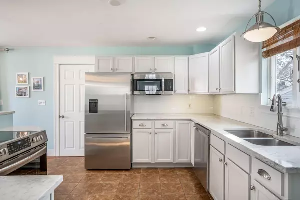 South Portland, ME 04106,46 Hillside AVE