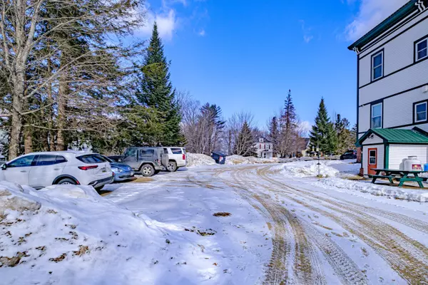 Bethel, ME 04217,15 Mill Hill #2B