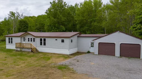 Warren, ME 04864,401 Beechwood ST