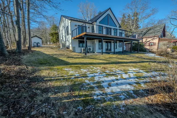 Northport, ME 04849,774 Shore RD